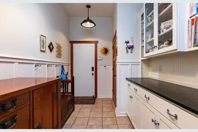 582 Summit Avenue, Saint Paul, MN 55102 - Photo 24