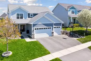 9091 River Rock Dr N, Chanhassen, MN 55317 - Photo 2
