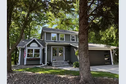 5311 S Park Circle, Savage, MN 55378 - Photo 2