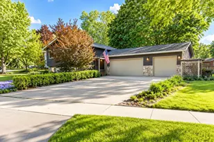 12265 Heather St NW, Coon Rapids, MN 55433 - Photo 2