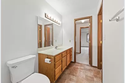 4765 10th Avenue S, Fargo,  58103 - Photo 18