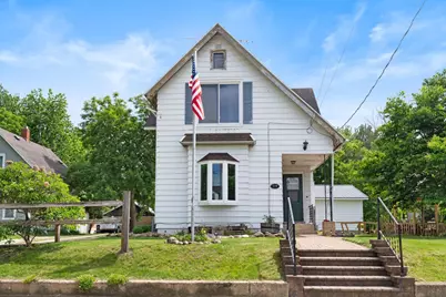 809 Home Street, Kenyon, MN 55946 - Photo 2