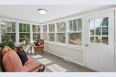 438 6th Avenue S, South Saint Paul, MN 55075 - Photo 2