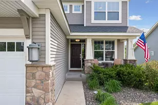 1247 Maple Ln, Carver, MN 55315 - Photo 4