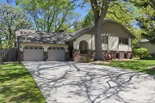 793 Torchwood Dr, New Brighton, MN 55112 - Photo 1