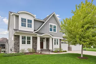 6085 Urbandale Ln N, Plymouth, MN 55446 - Photo 2