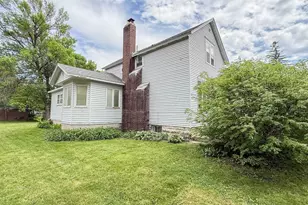 409 9th St SW, Willmar, MN 56201 - Photo 6