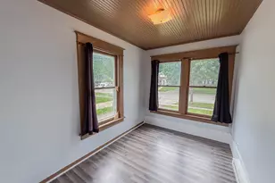 409 9th St SW, Willmar, MN 56201 - Photo 28