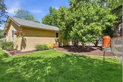 2023 Princeton Avenue, Saint Paul, MN 55105 - Photo 22