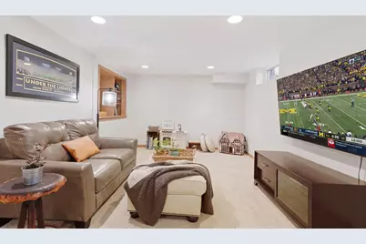2023 Princeton Avenue, Saint Paul, MN 55105 - Photo 16