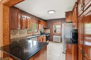 1665 Victoria St N, Saint Paul, MN 55117 - Photo 18
