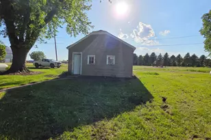 206 N Brook Ave, Porter, MN 56280 - Photo 6