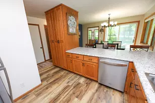 6042 Maple Ln NE, Alexandria, MN 56308 - Photo 8