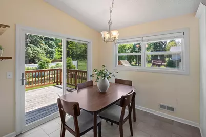 3098 Evelyn Street, Roseville, MN 55113 - Photo 8