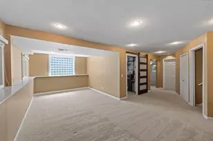 3098 Evelyn St, Roseville, MN 55113 - Photo 20
