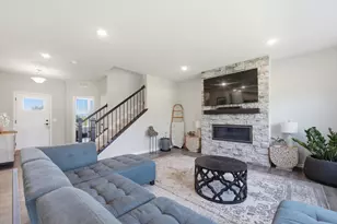 4886 Obsidian Wy, Victoria, MN 55386 - Photo 14