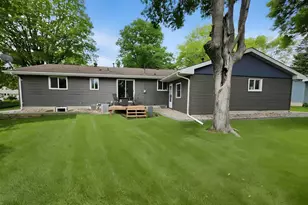 231 Allan Ave, North Mankato, MN 56003 - Photo 2