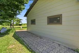 49450 Government Rd, Rush City, MN 55069 - Photo 32
