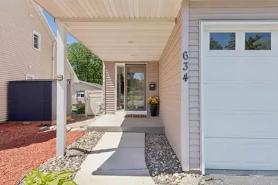 634 6th Avenue S, Hopkins, MN 55343 - Photo 4