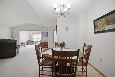 1906 Oak Tree Lane #D, Austin, MN 55912 - Photo 10