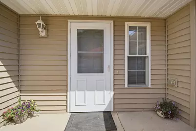 1906 Oak Tree Lane #D, Austin, MN 55912 - Photo 2
