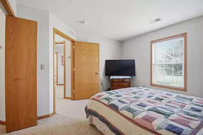 1906 Oak Tree Lane #D, Austin, MN 55912 - Photo 24