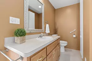 17213 Van Buren St NE, Ham Lake, MN 55304 - Photo 14