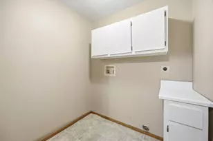 2401 S Flickertail Dr S, Fargo,  58103 - Photo 24