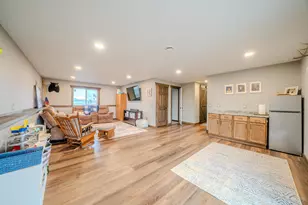 623 Elm St N, Kimball, MN 55353 - Photo 14