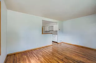 4037 37th Ave N, Robbinsdale, MN 55422 - Photo 6
