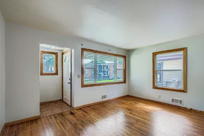 4037 37th Avenue N, Robbinsdale, MN 55422 - Photo 8