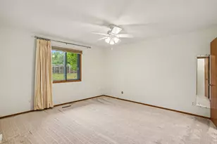 8689 134th St W, Apple Valley, MN 55124 - Photo 14