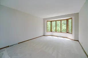1473 Lake Park Cir, Eagan, MN 55122 - Photo 8