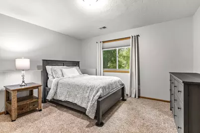 17781 Jasper Court, Lakeville, MN 55044 - Photo 14