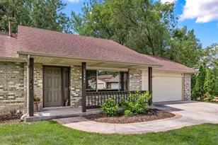 17781 Jasper Ct, Lakeville, MN 55044 - Photo 2