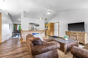 17781 Jasper Ct, Lakeville, MN 55044 - Photo 6