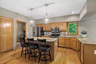 8879 Sylvan Ridge, Eden Prairie, MN 55347 - Photo 12