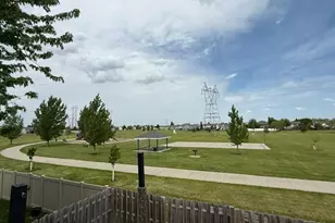 4825 50th Ave S, Fargo, ND 58104 - Photo 36