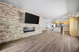 4825 50th Ave S, Fargo, ND 58104 - Photo 8