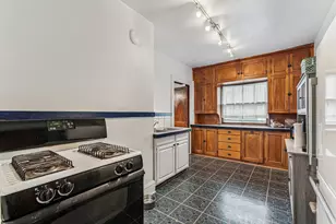 1186 Marshall Ave, Saint Paul, MN 55104 - Photo 10