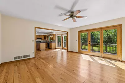 1933 Charlton Street, West Saint Paul, MN 55118 - Photo 8