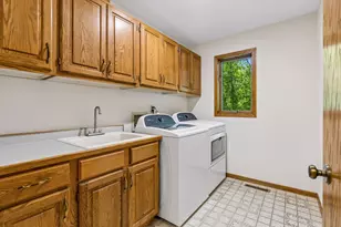 1933 Charlton St, West Saint Paul, MN 55118 - Photo 18