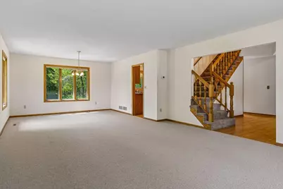 1933 Charlton Street, West Saint Paul, MN 55118 - Photo 12