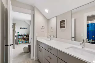 4605 Sunset Ln, Excelsior, MN 55331 - Photo 34