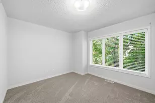 635 Willoughby Way W, Minnetonka, MN 55305 - Photo 34