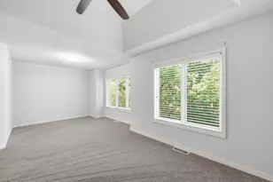 635 Willoughby Way W, Minnetonka, MN 55305 - Photo 32