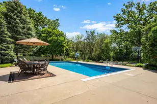 245 Luisa Ct, Chaska, MN 55318 - Photo 16