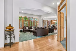 8167 Enclave Rd, Woodbury, MN 55125 - Photo 6