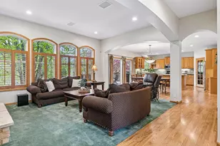 8167 Enclave Rd, Woodbury, MN 55125 - Photo 8