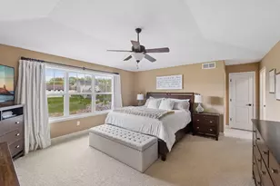 2109 Valley Creek Ln, Shakopee, MN 55379 - Photo 24
